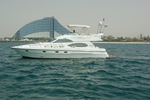 Luxury Yacht Charter 70FT1